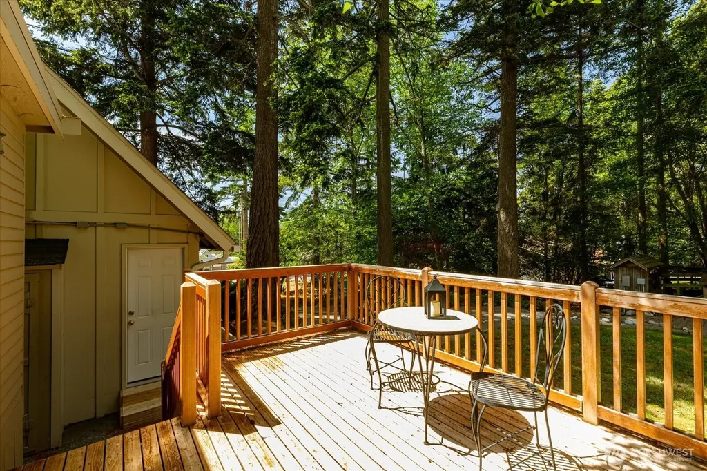 1229 Rickover Drive Coupeville WA 98239
