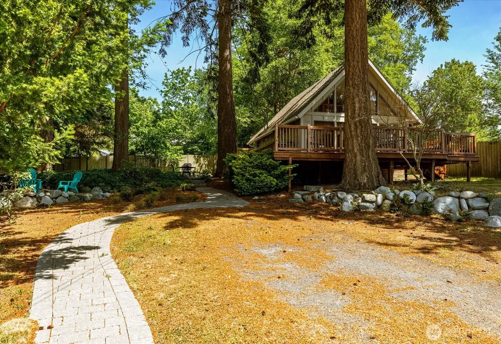 1229 Rickover Drive Coupeville WA 98239