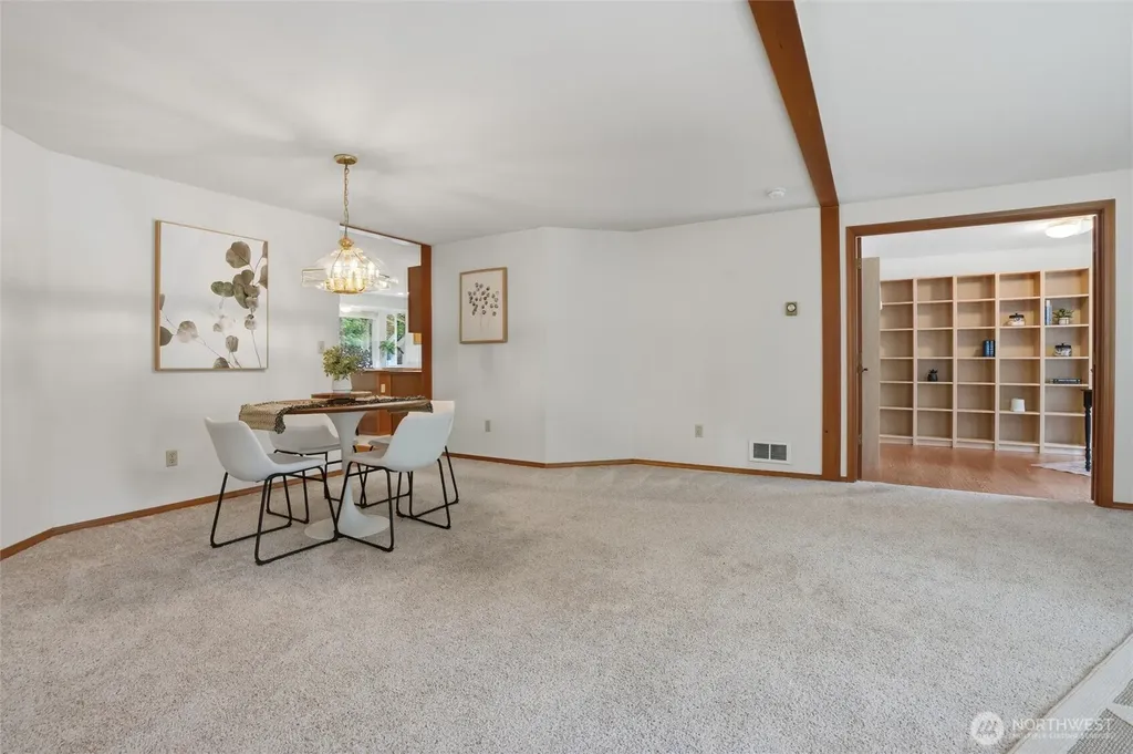 4236 Locker Road SE Port Orchard WA 98366