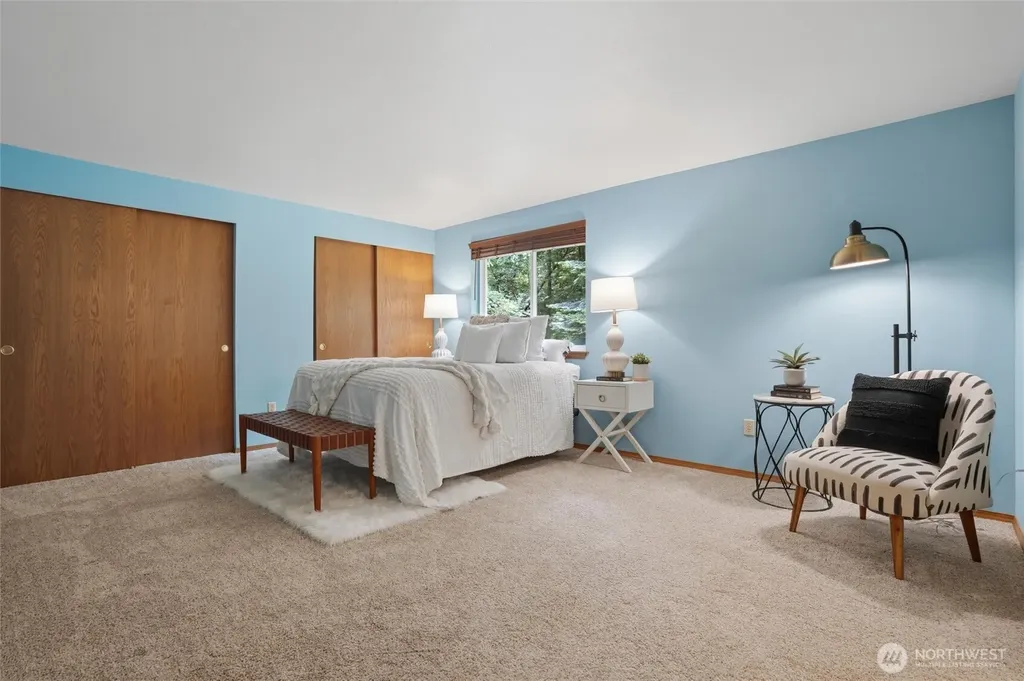 4236 Locker Road SE Port Orchard WA 98366