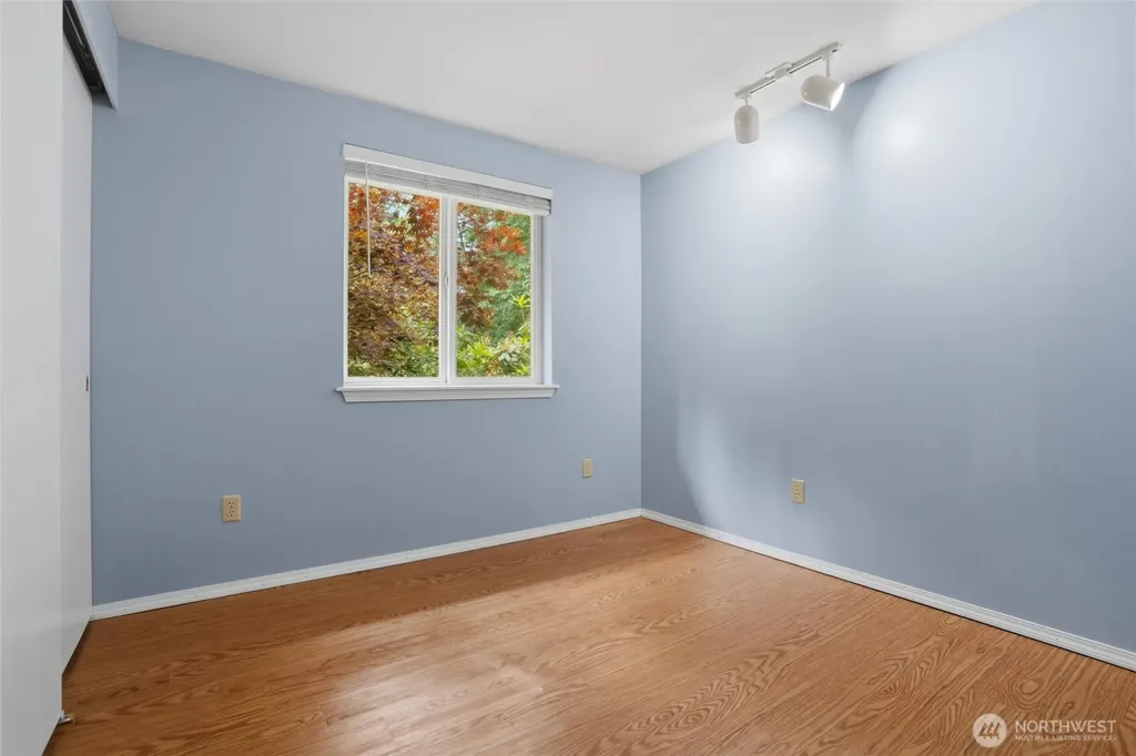 4236 Locker Road SE Port Orchard WA 98366