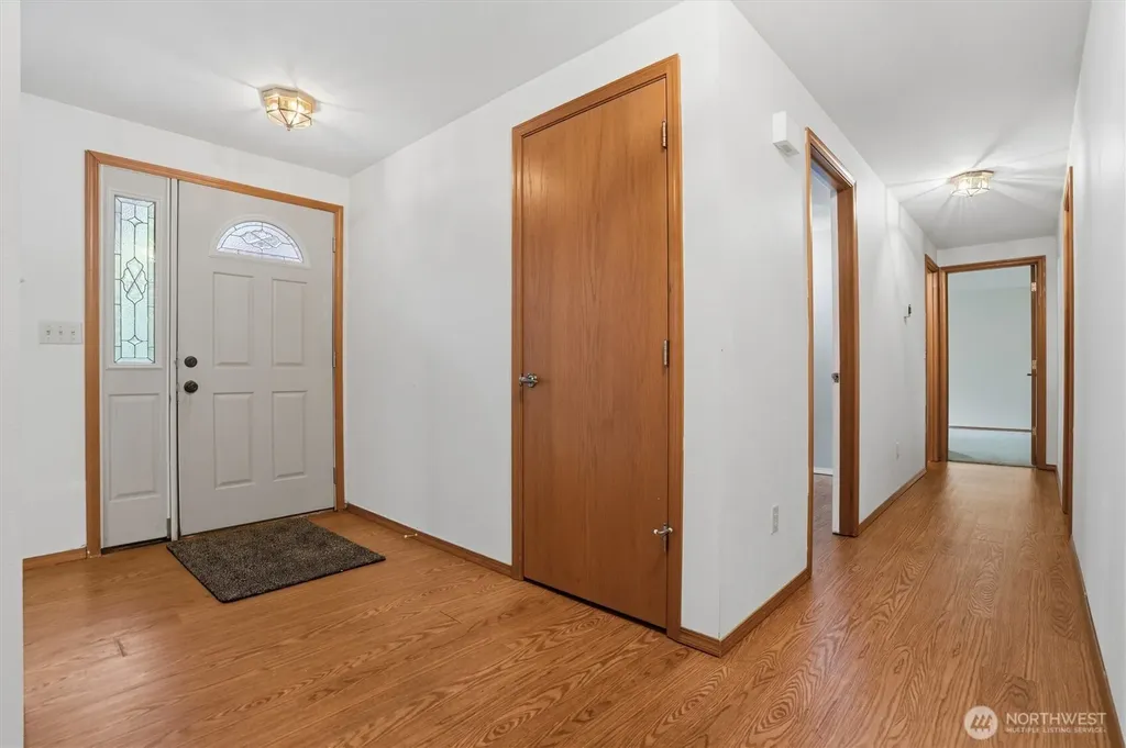 4236 Locker Road SE Port Orchard WA 98366