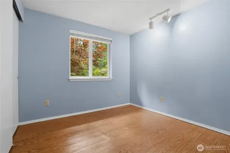 4236 Locker Road SE Port Orchard WA 98366