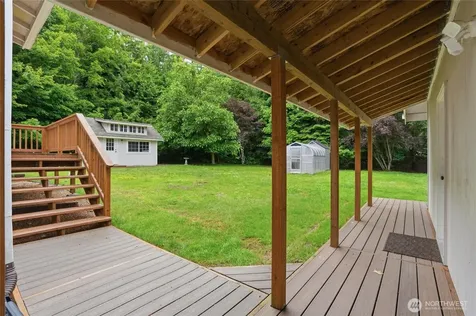 4236 Locker Road SE Port Orchard WA 98366