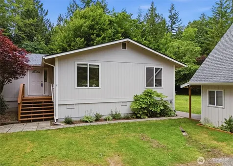 4236 Locker Road SE Port Orchard WA 98366