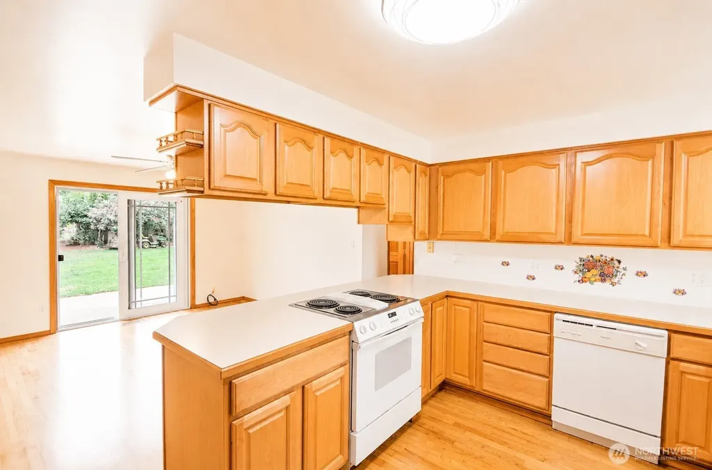 1807 Pine Avenue NE Olympia WA 98506