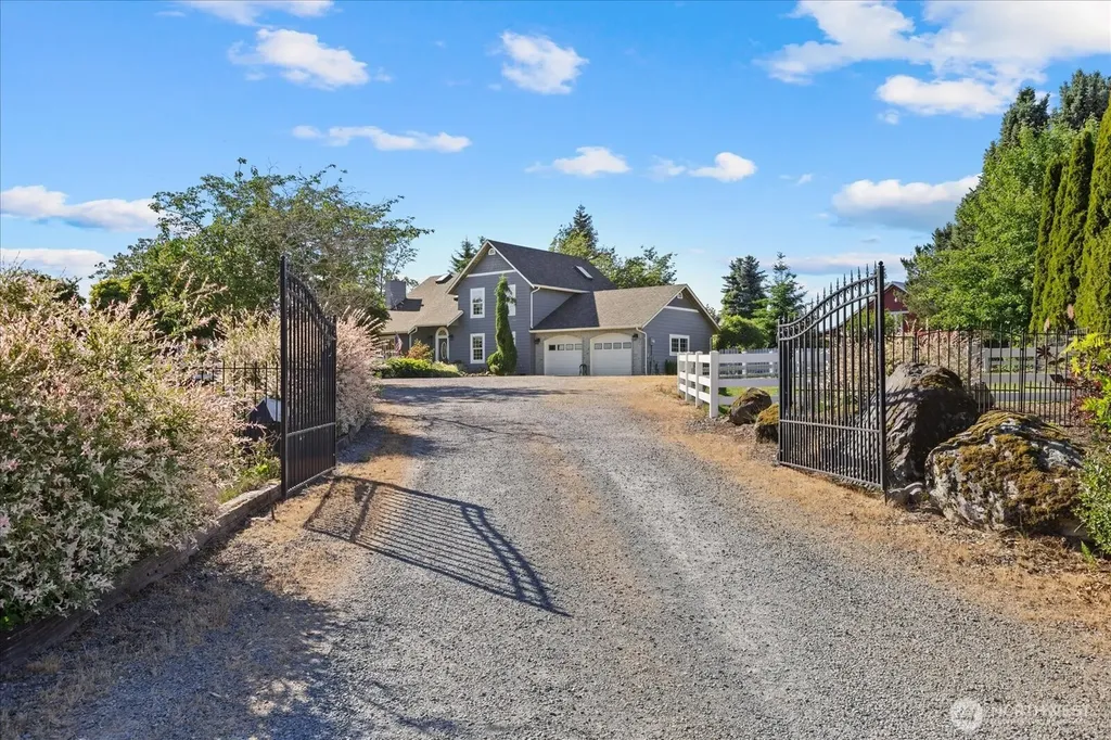 22285 Cully Road Sedro Woolley WA 98284