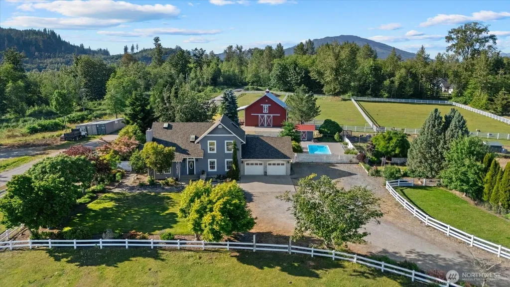 22285 Cully Road Sedro Woolley WA 98284