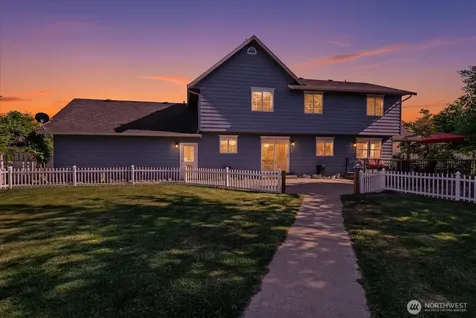 22285 Cully Road Sedro Woolley WA 98284