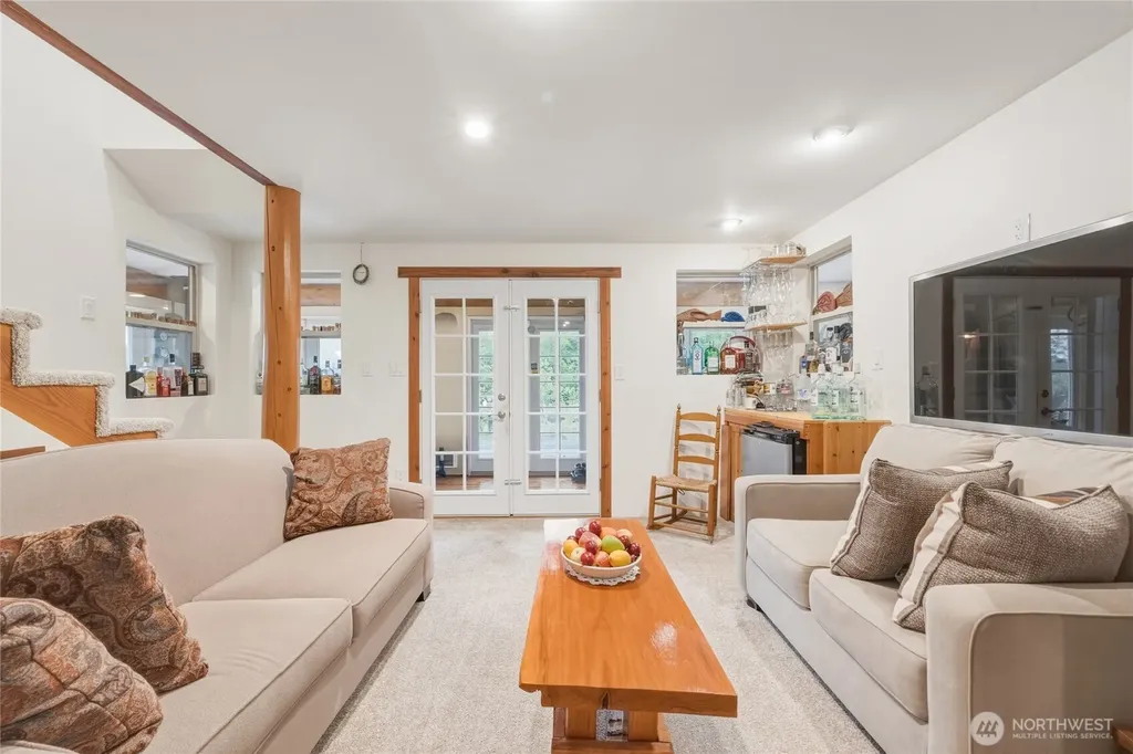 7603 Wheeler Road Maple Falls WA 98266