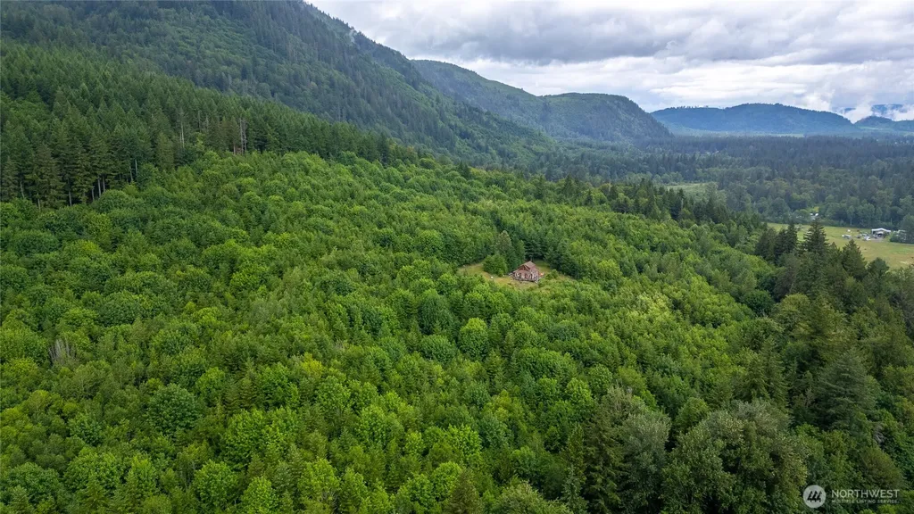 7603 Wheeler Road Maple Falls WA 98266