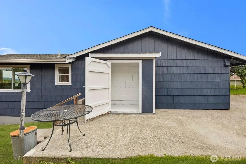 1910 22nd Street Anacortes WA 98221