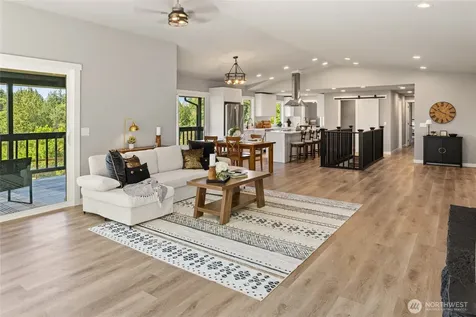 34225 166th Way SE Auburn WA 98092