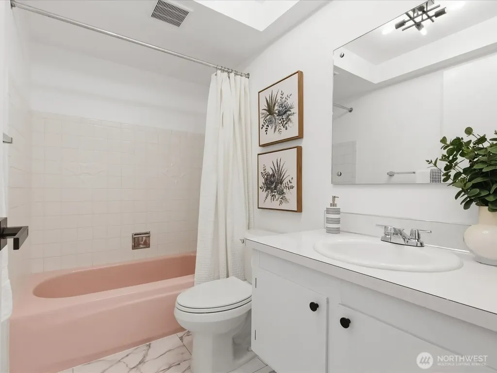 1003 111th Place SE Bellevue WA 98004