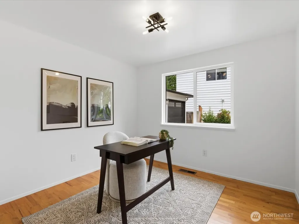 1003 111th Place SE Bellevue WA 98004