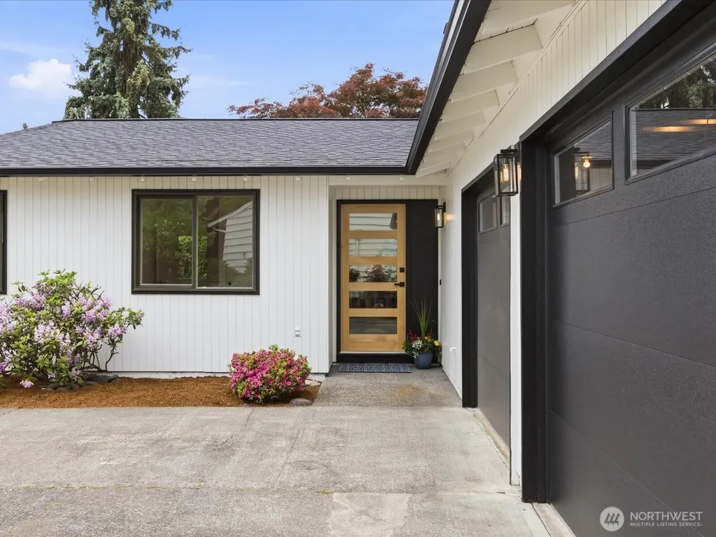 1003 111th Place SE Bellevue WA 98004