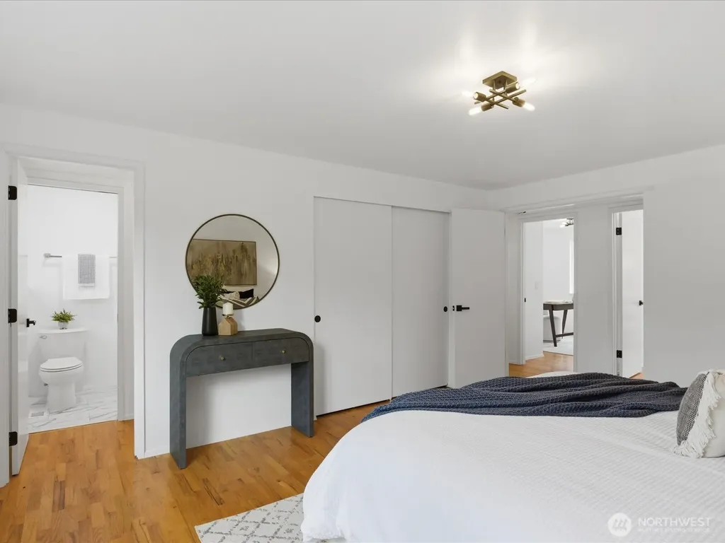 1003 111th Place SE Bellevue WA 98004