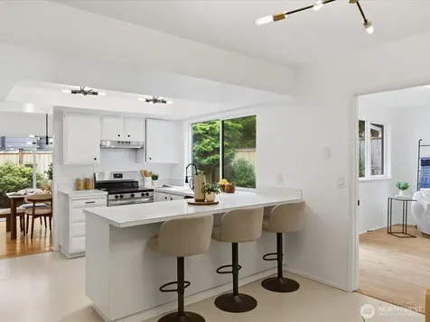 1003 111th Place SE Bellevue WA 98004
