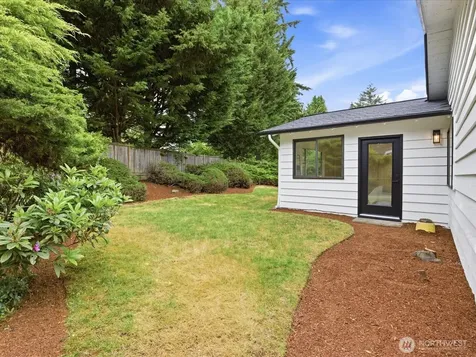 1003 111th Place SE Bellevue WA 98004