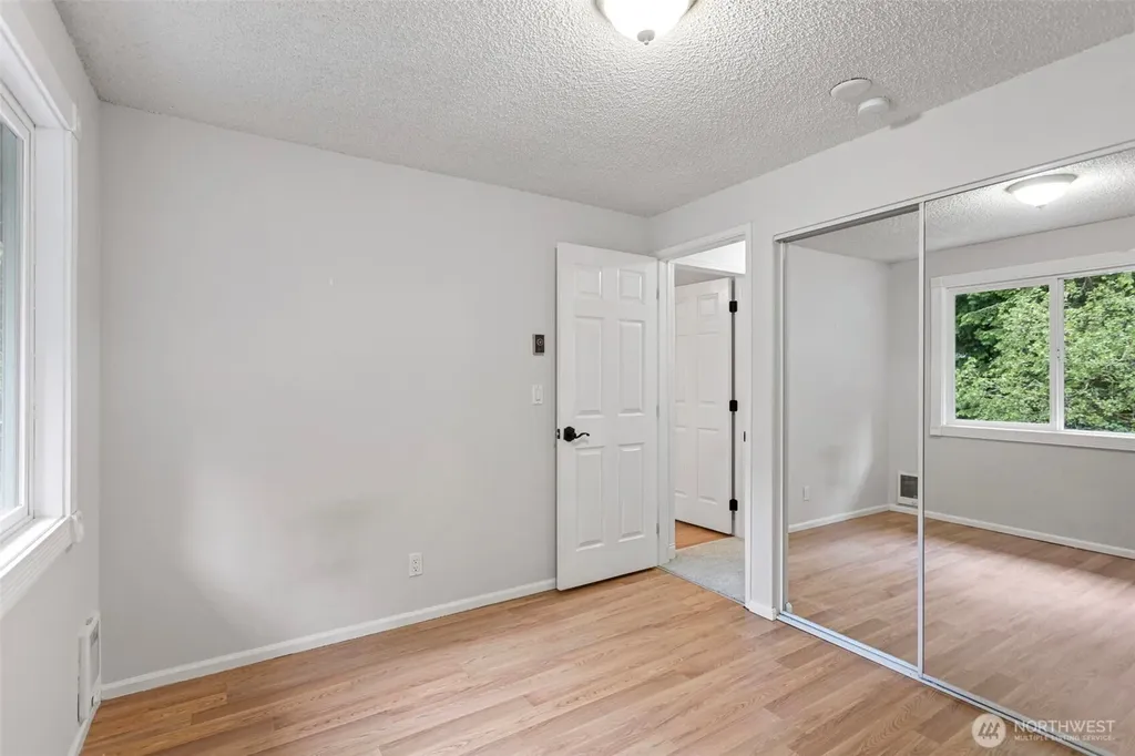 17720 199th Place NE Woodinville WA 98077