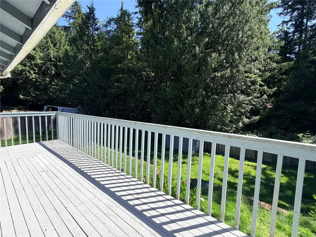 17720 199th Place NE Woodinville WA 98077