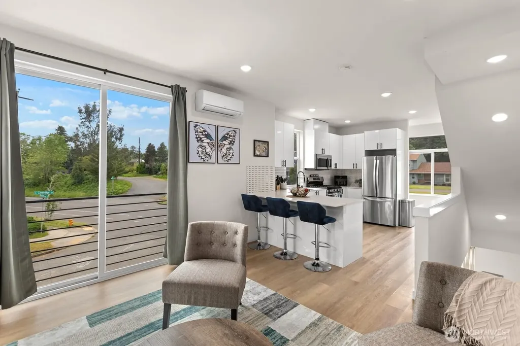 9326 Renton Avenue S Seattle WA 98118