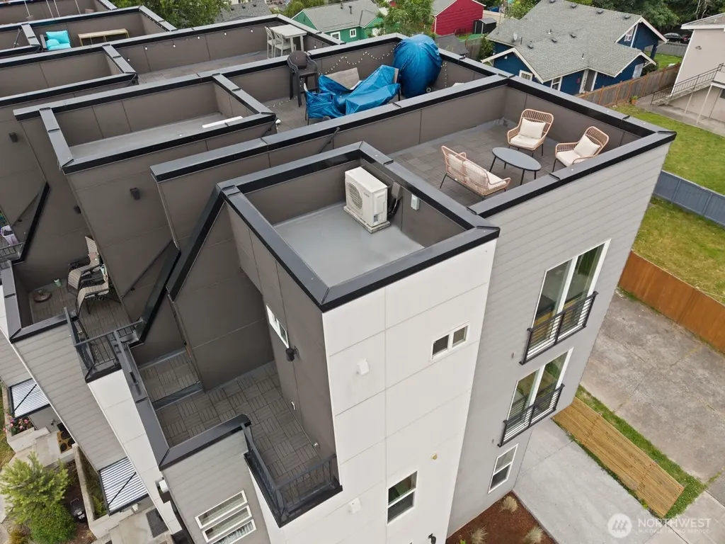 9326 Renton Avenue S Seattle WA 98118