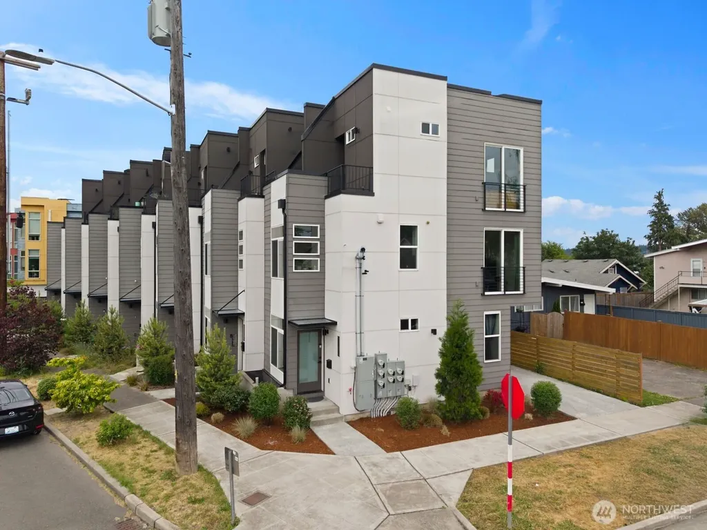 9326 Renton Avenue S Seattle WA 98118