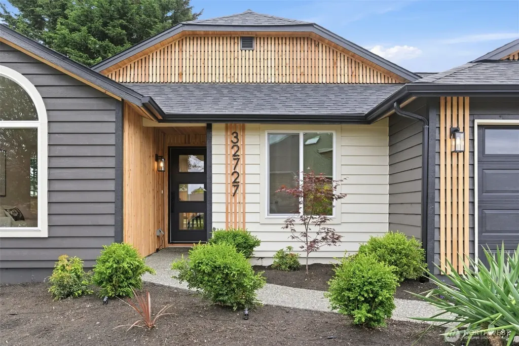 32727 19th Place SW Federal Way WA 98023
