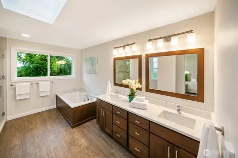18010 NE 109 Court Redmond WA 98052
