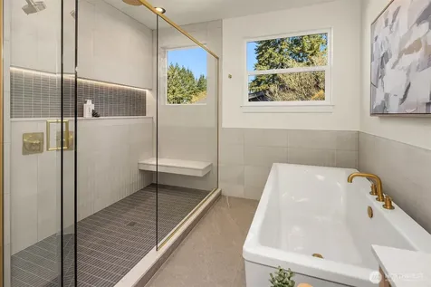 319 18th Avenue Kirkland WA 98033