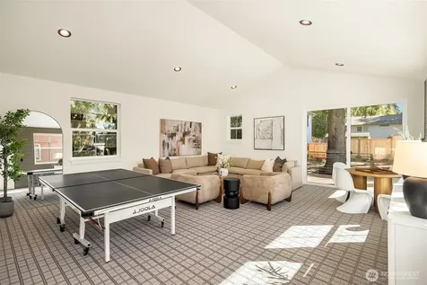 319 18th Avenue Kirkland WA 98033