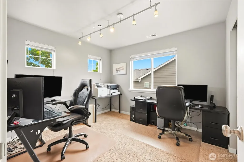 3923 221st Street SE Bothell WA 98021