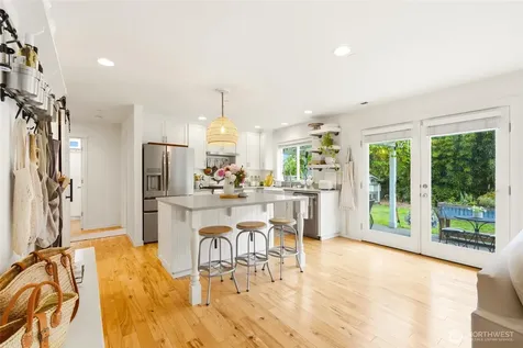 3923 221st Street SE Bothell WA 98021