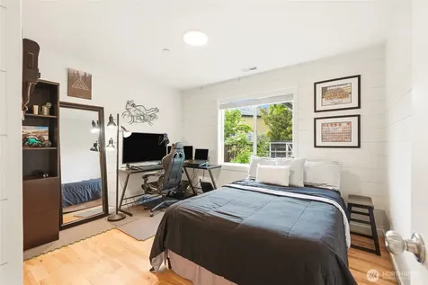 3923 221st Street SE Bothell WA 98021
