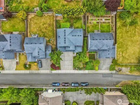 3923 221st Street SE Bothell WA 98021