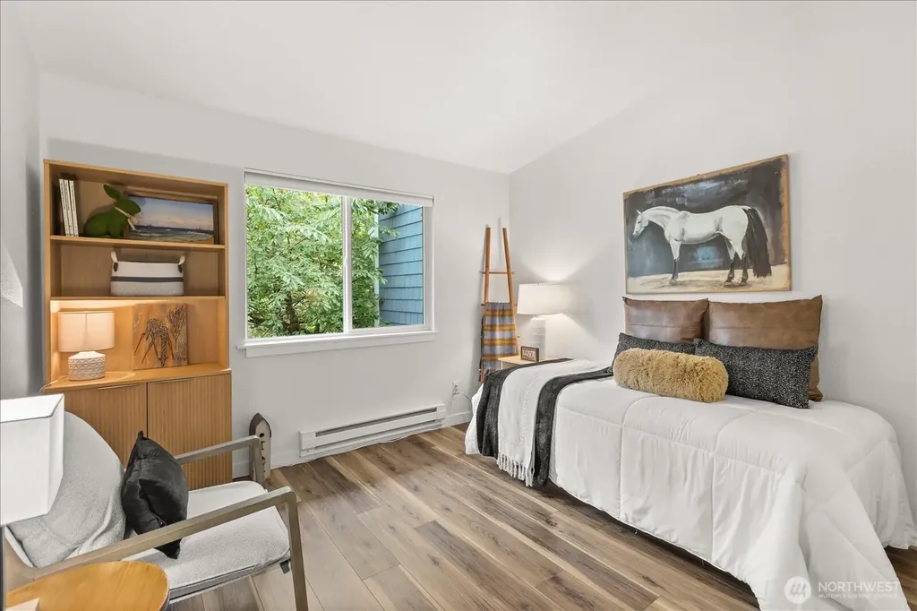 10822 E Riverside Drive Bothell WA 98011