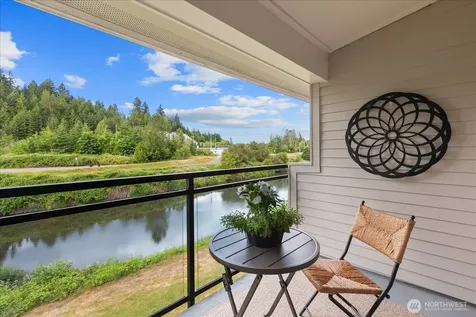 10822 E Riverside Drive Bothell WA 98011