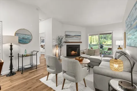 10822 E Riverside Drive Bothell WA 98011