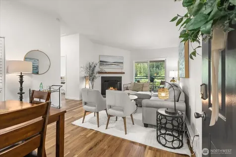 10822 E Riverside Drive Bothell WA 98011