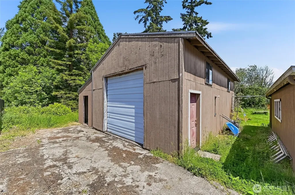 1805 80th Street E Tacoma WA 98404