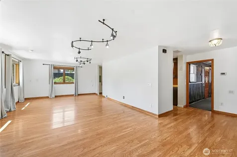 1805 80th Street E Tacoma WA 98404