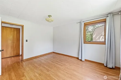 1805 80th Street E Tacoma WA 98404
