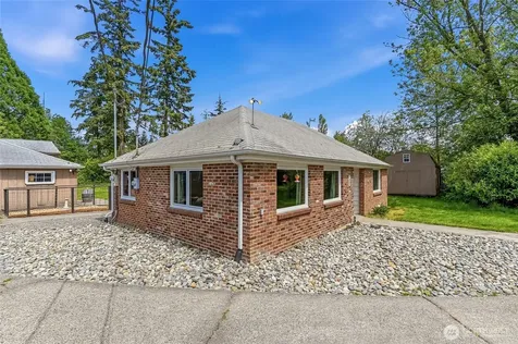 1805 80th Street E Tacoma WA 98404