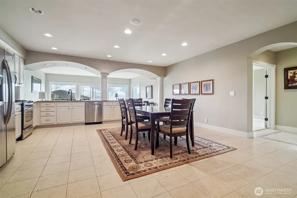 2318 Sunnyside Heights Drive Steilacoom WA 98388