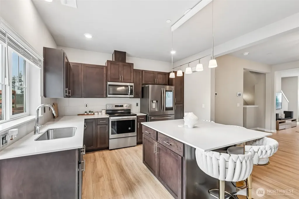 1621 Seattle Hill Road Bothell WA 98012