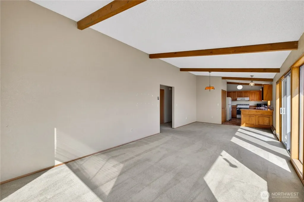 5005 Dundee Drive Anacortes WA 98221