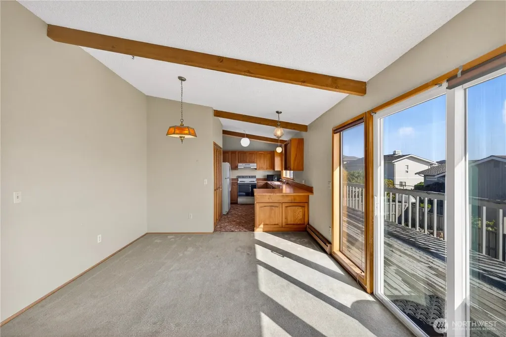 5005 Dundee Drive Anacortes WA 98221