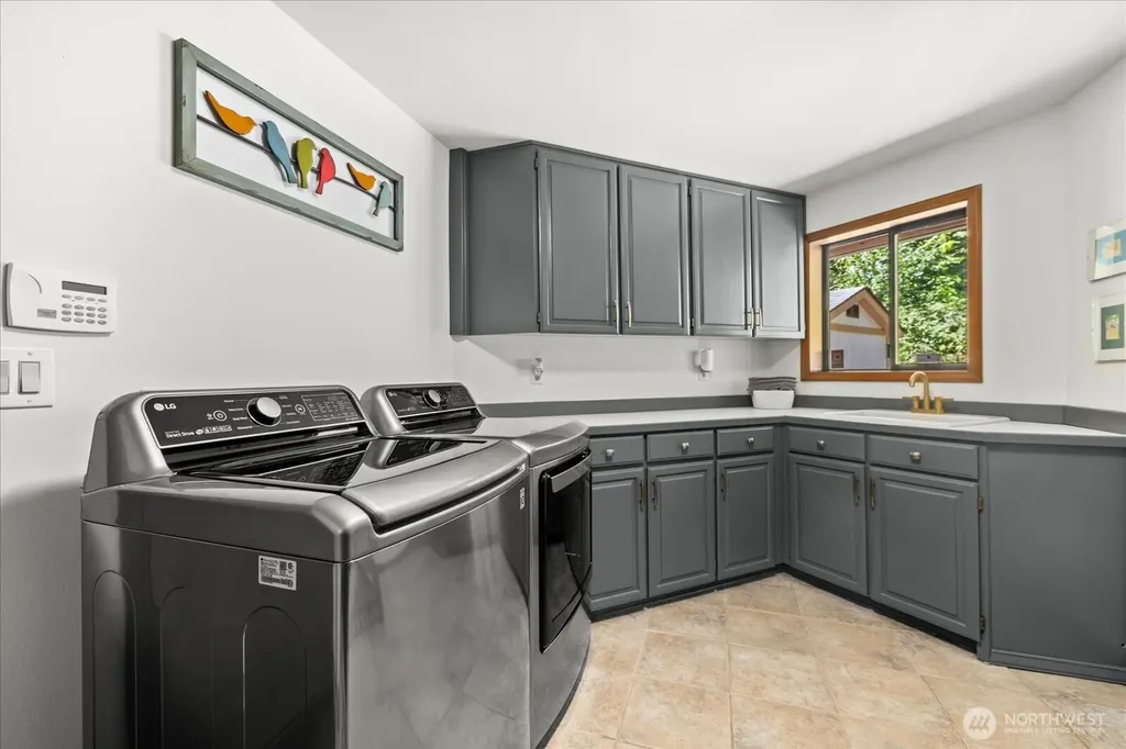 11000 164th Avenue SE Renton WA 98059