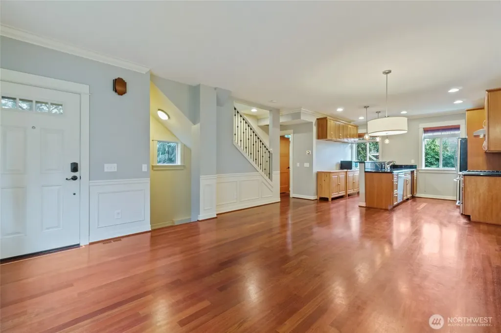 524 25th Avenue S Seattle WA 98144